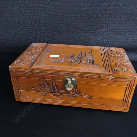 VINTAGE HAND CARVED WOODEN JEWELRY BOX, W 30 CM