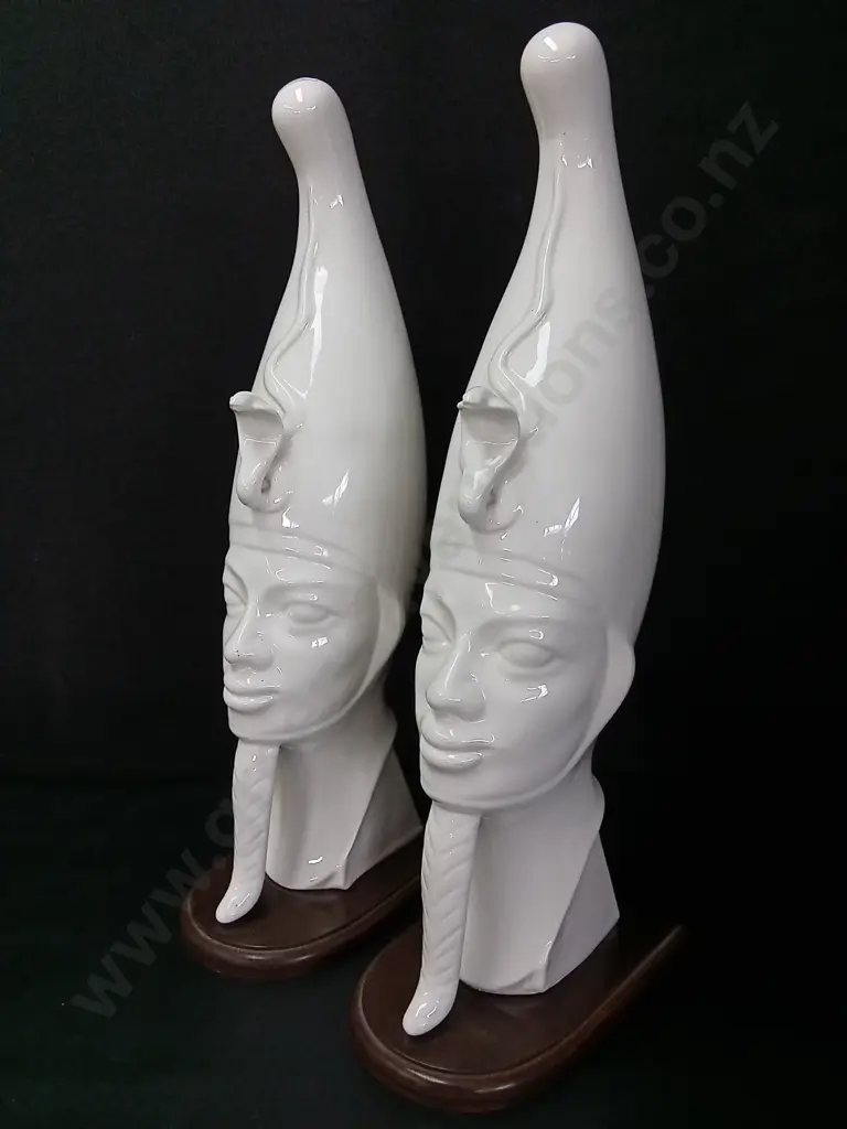 2 PHAROAH HEAD SCULPTURES H53CM BASE L21CM Image 1++