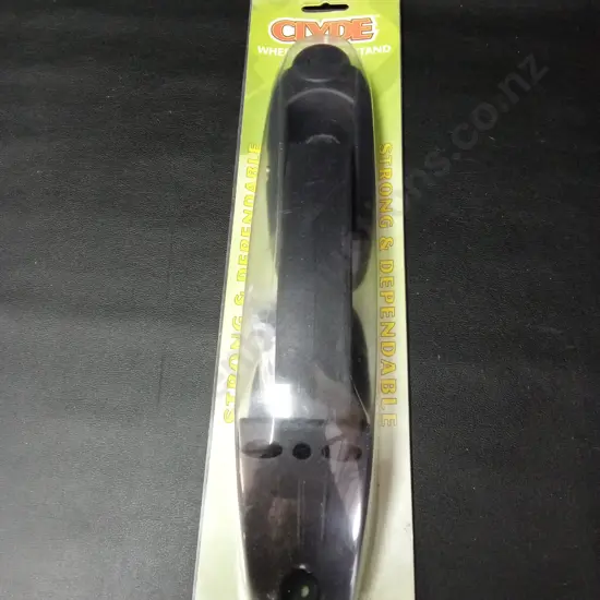 BRAND NEW CLYDE WHEELBARROW STAND