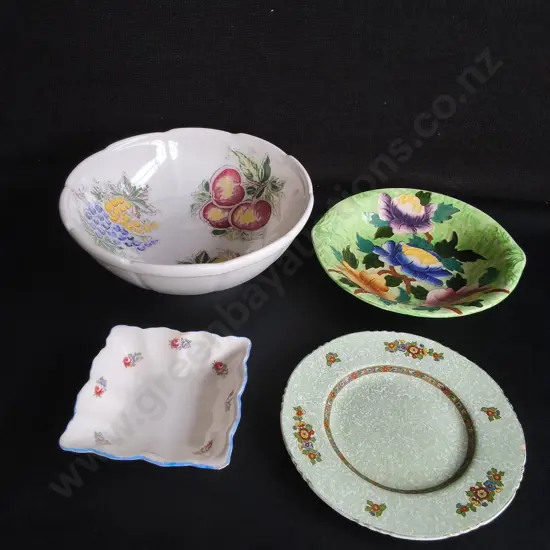 MIX OF VINTAGE DISHES, 4 PIECES, WIDEST DIA 23 CM