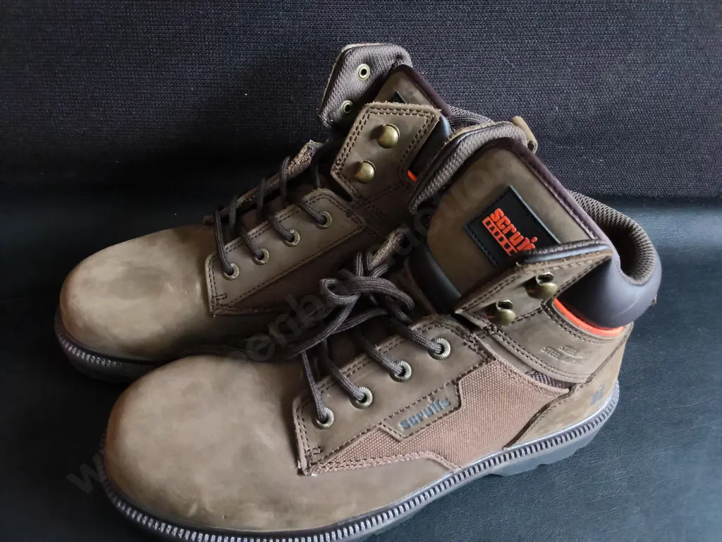 BRAND NEW SCRUFFS SAFETY WORK BOOTS SIZE 42 Image 1++