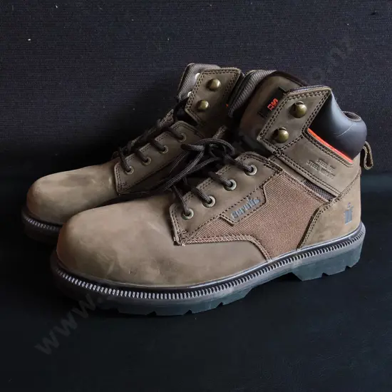 BRAND NEW SCRUFFS SAFETY WORK BOOTS SIZE 42