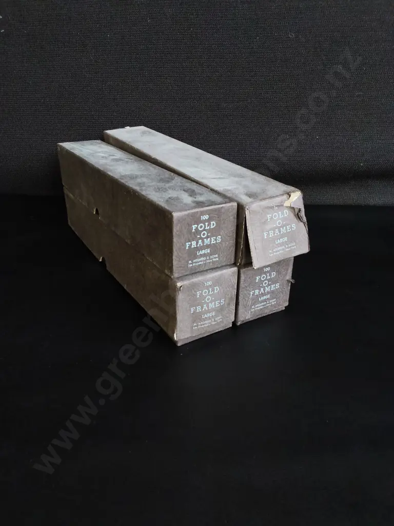 4 PACKS OF FOLD O FRAMES Image 1++
