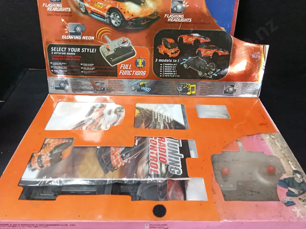 2 MECCANO SETS, TURNING RADIO CONTROL AND EVOLUTION 6 Image 1++