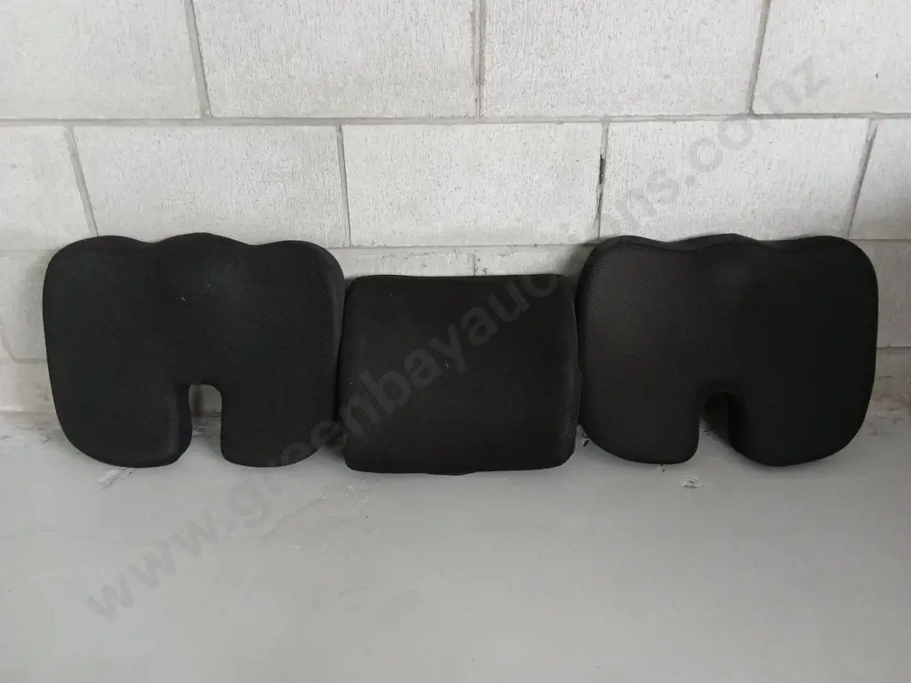 CARSEAT MEMORY FOAM CUSHIONS Image 1++