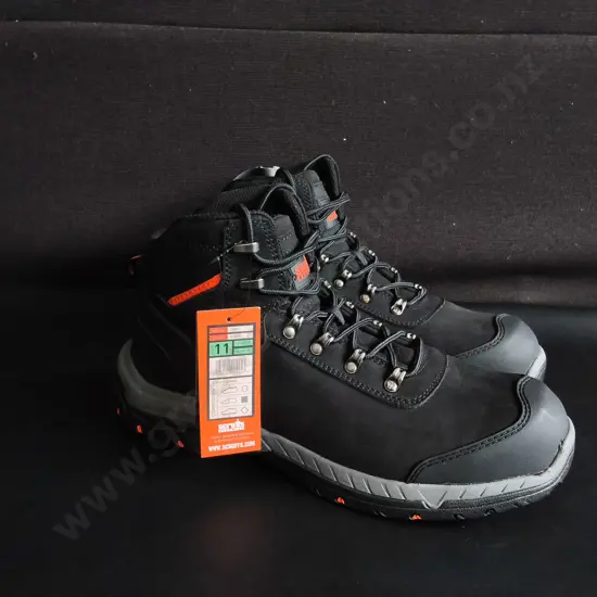 BRAND NEW PAIR OF SCRUFFS SABATAN SAFETY BOOTS SIZE 46