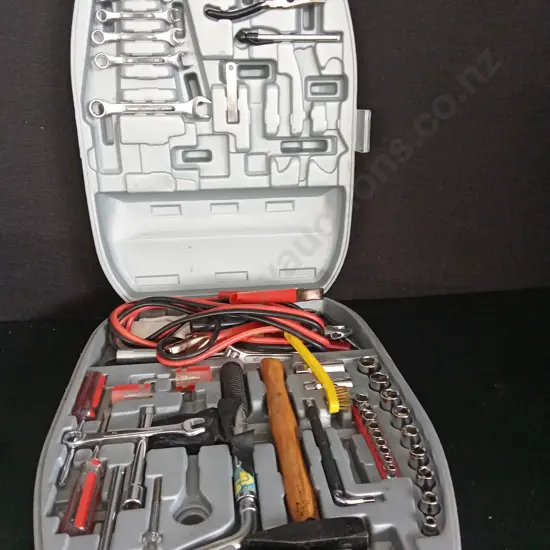 MULTI-PIECE HAVE TOOL AND MAINTENANCE SET