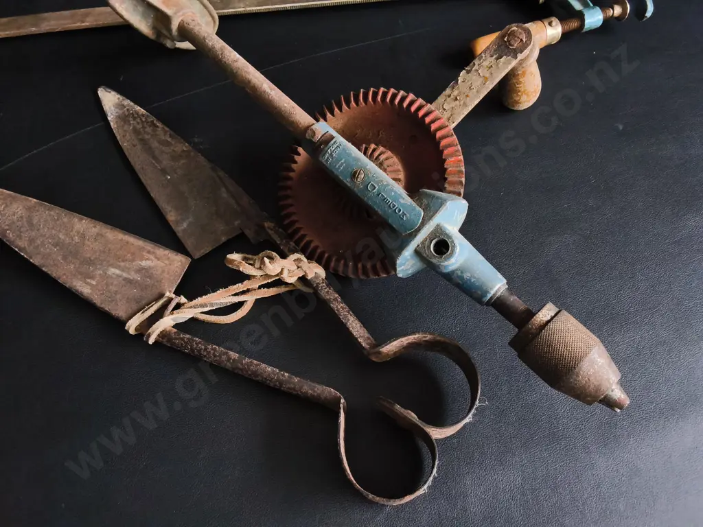 MIX OF VINTAGE TOOLS Image 1++