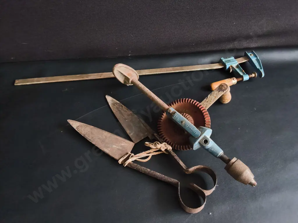 MIX OF VINTAGE TOOLS Image 1++