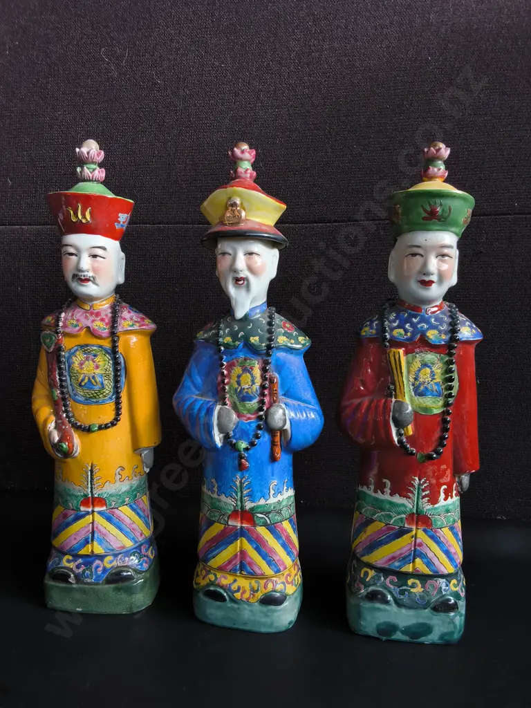SET OF 3 VINTAGE HAND PAINTED CHINESE PORCELAIN FIGURINES, DEPICTING QING DYNASTY EMPERORS, H 37 CM Image 1++