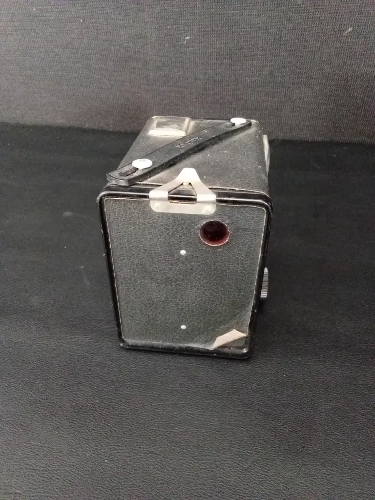 VINTAGE KODAK BROWNIE FLASH II Image 1++