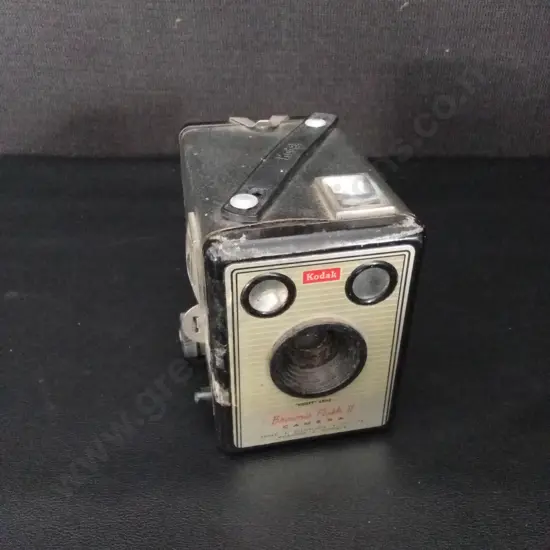 VINTAGE KODAK BROWNIE FLASH II