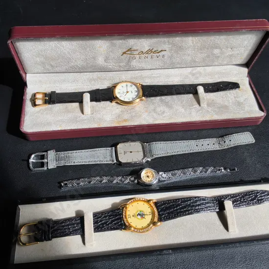 4 VINTAGE WATCHES