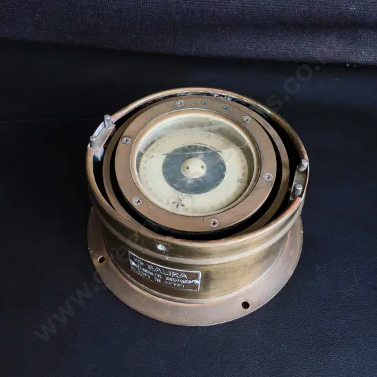 VINTAGE BRASS MARINE MAGNETIC COMPASS WITH A GIMBAL MOUNT BY SAURA JAPAN