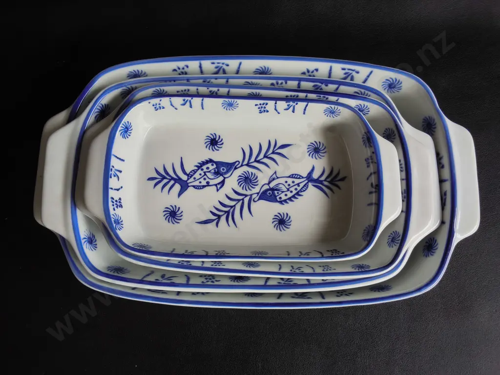 4 YVETTE GEORGES BAKING DISHES, WIDEST W 34 CM Image 1++