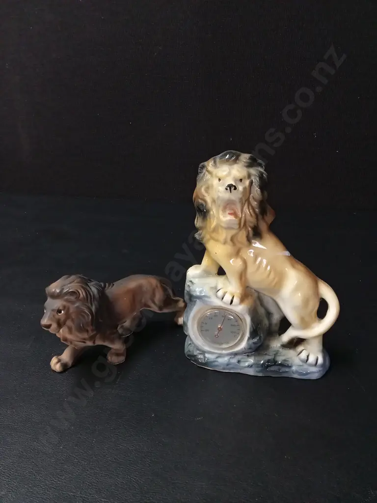 2 CERAMIC LIONS TALLEST H15.5CM Image 1++
