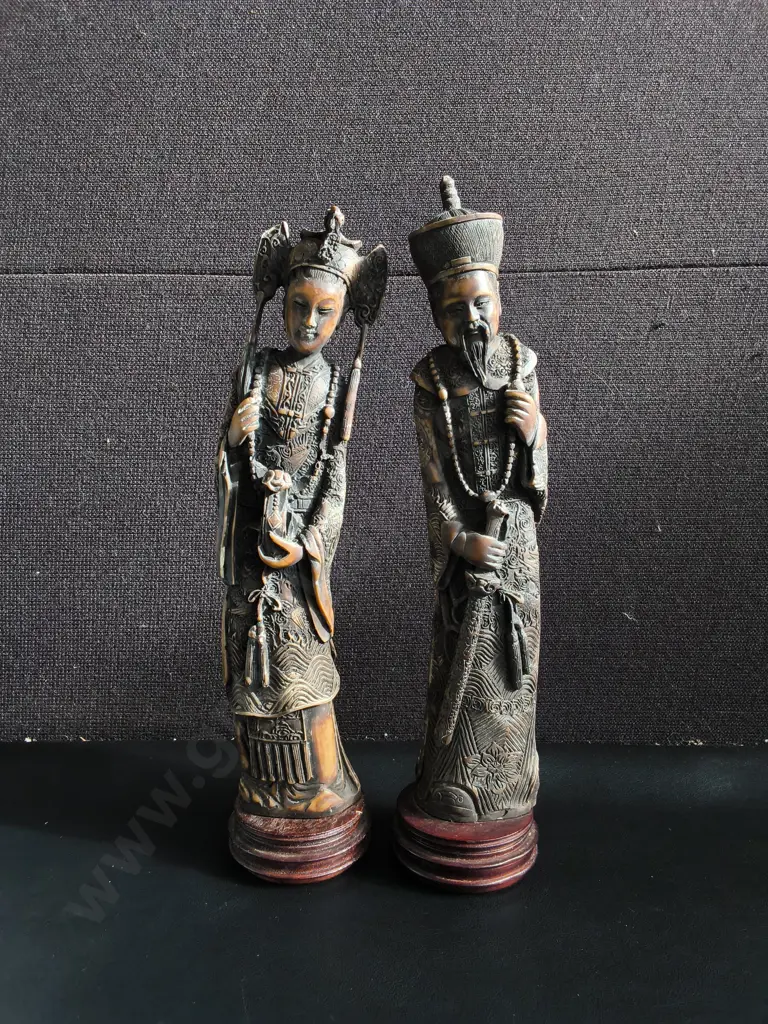 VINTAGE PAIR OF CHINESE EMPEROR AND EMPRESS CARVED FIGURES, MOUNTED ON WOODEN BASES, TALLEST H 35 CM Image 1++