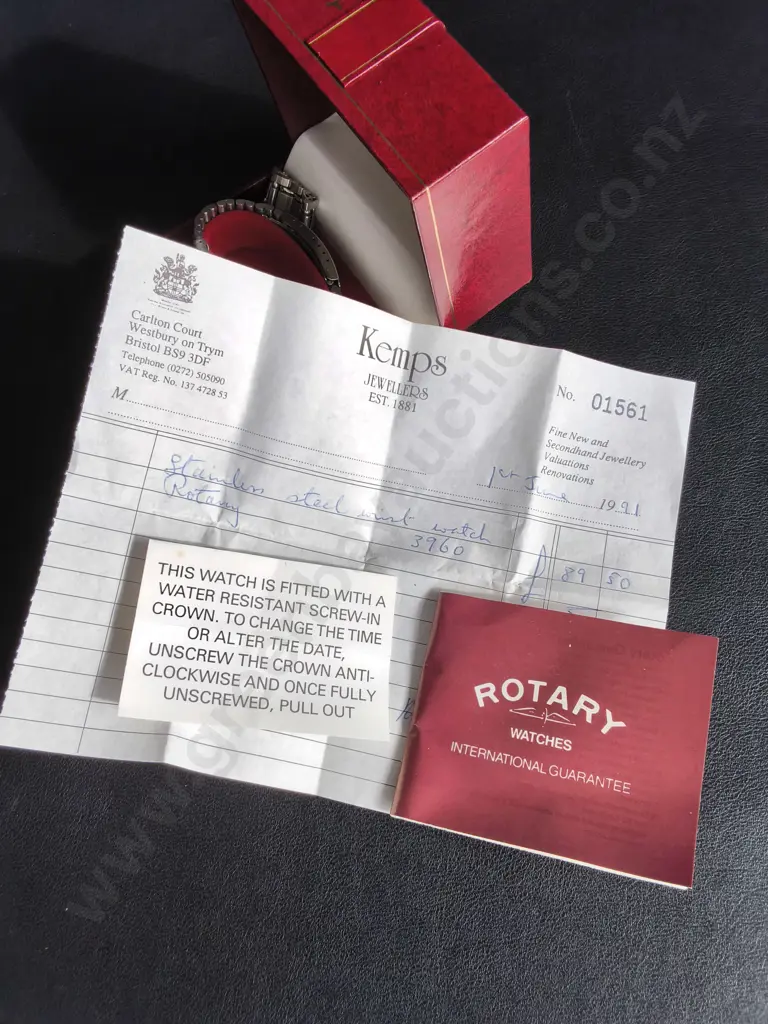 MEN'S STAINLESS STEEL ROTARY WRISTWATCH IN BOX Image 1++