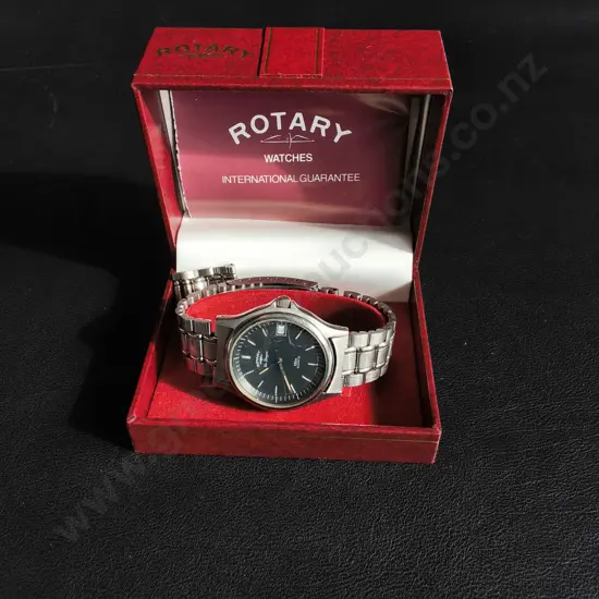 MEN'S STAINLESS STEEL ROTARY WRISTWATCH IN BOX