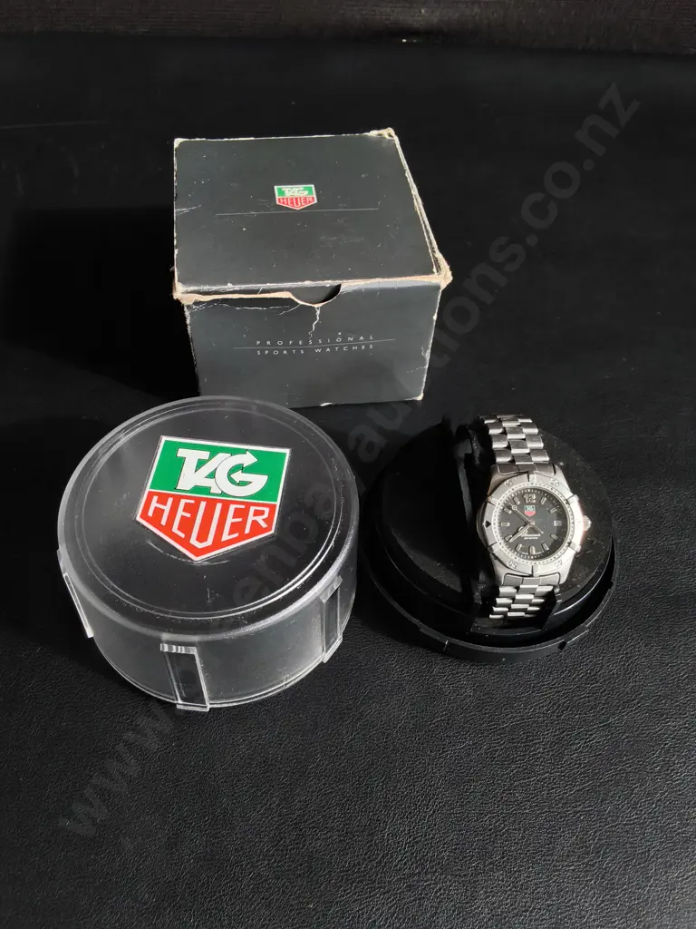 VINTAGE TAG HEUER MODEL WK1210 STAINLESS STEEL MENS DIVERS WRISTWATCH Image 1++