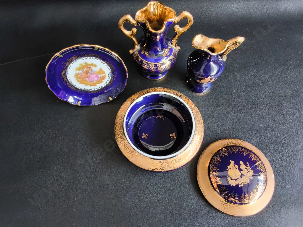 VINTAGE LIMOGES FRANCE COBALT BLUE AND GOLD MINIATURE PORCELAIN SET, 4 PIECES, TALLEST H 12 CM Image 1++