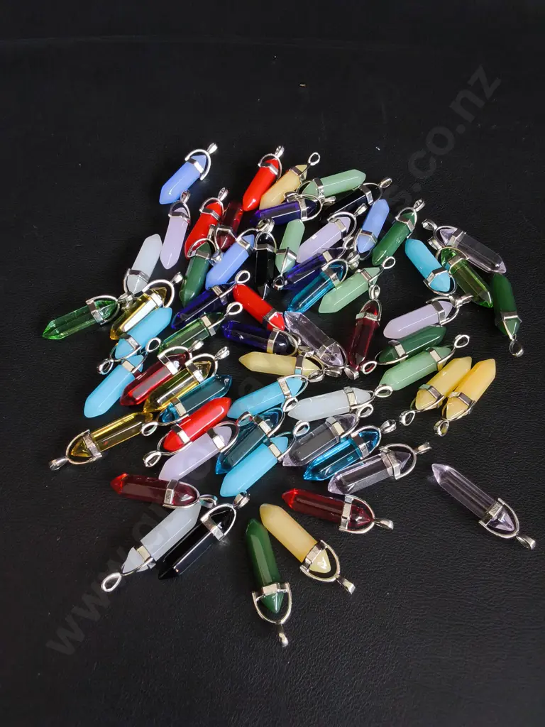 MIX OF PENDANTS Image 1++