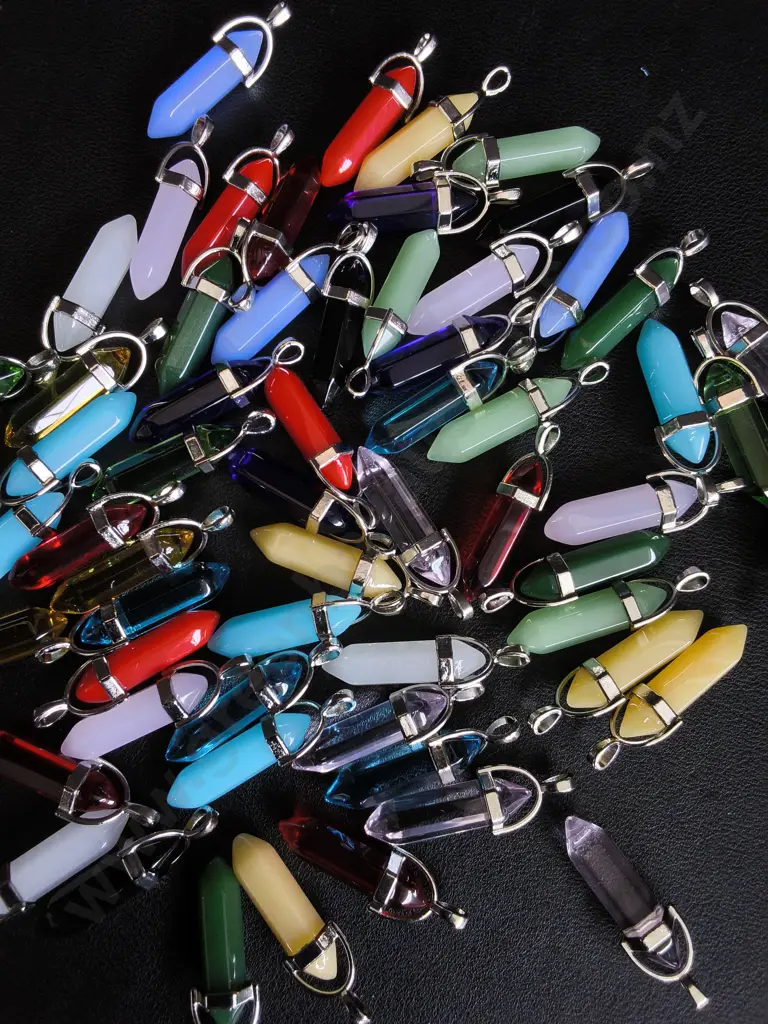 MIX OF PENDANTS Image 1++