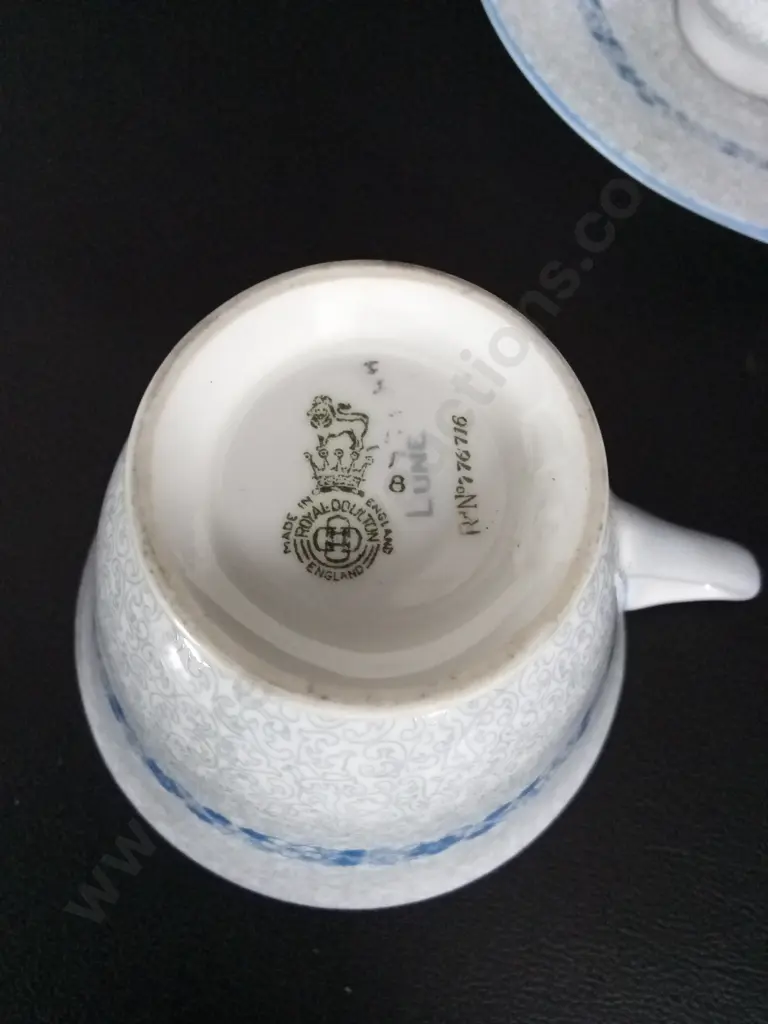13 PIECE VINTAGE ROYAL DOULTON TEA SET TALLEST 9CM Image 1++
