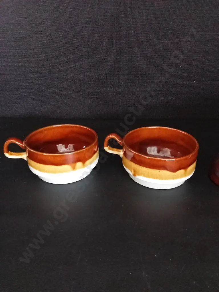 5 MUGS TALLEST H10CM, INCLUDING CROWN LYNN Image 1++