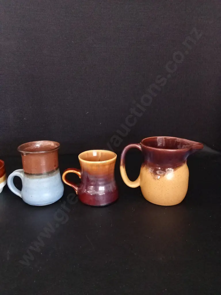5 MUGS TALLEST H10CM, INCLUDING CROWN LYNN Image 1++