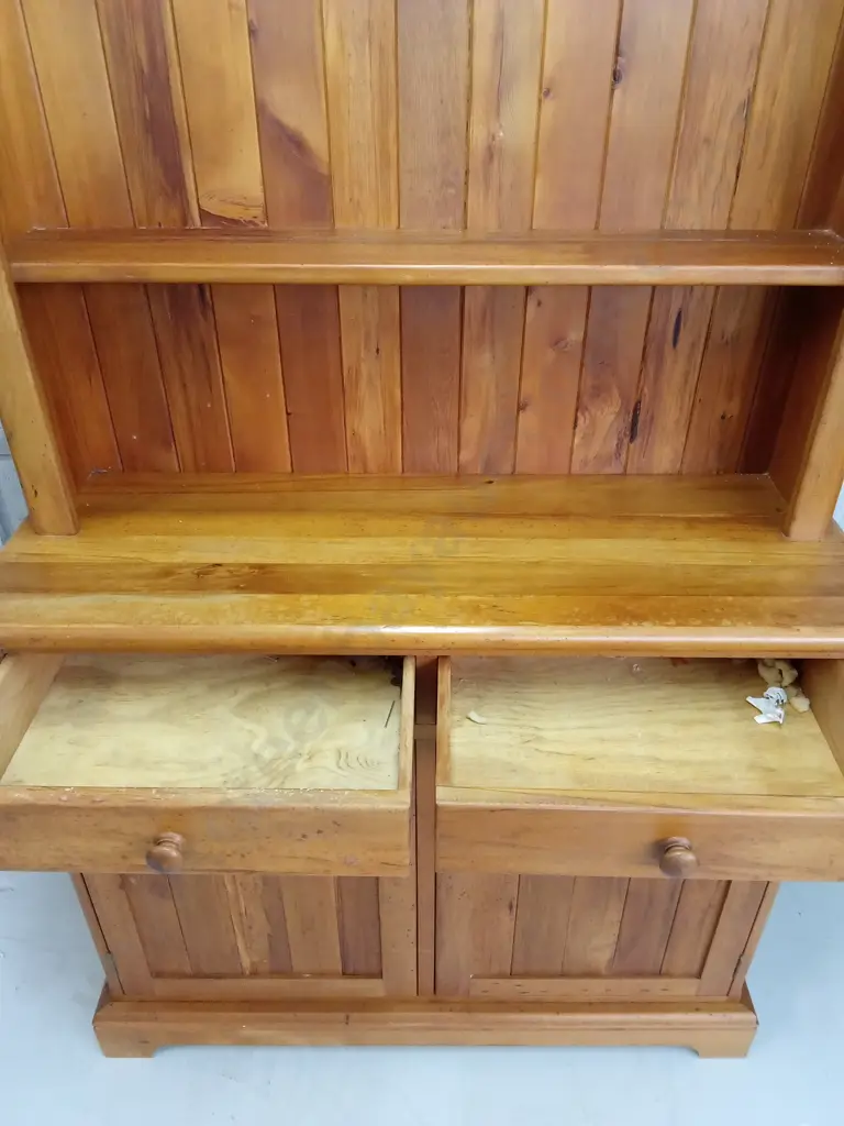 2 DOOR, 2 DRAWERS SOLID WOODEN HUTCH DRESSER 116CM WIDE X 40CM DEEP X 202CM HIGH Image 1++