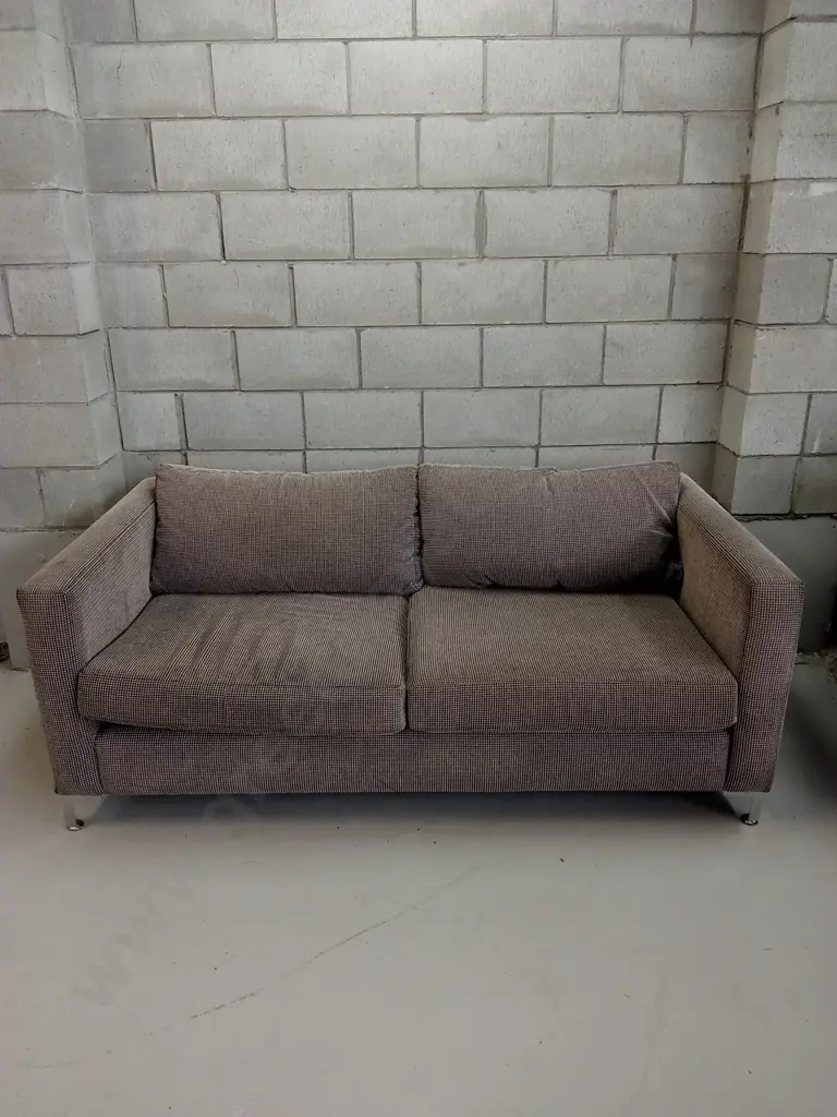 TWO-SEATER SOFA, H 66CM X W 74CM X D 94CM Image 1++