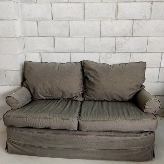 GREY UPHOLSTERED TWO SEATER SOFA, H 77CM X W 150CM X D 80CM