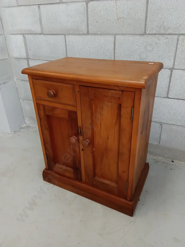RUSTIC WOODEN STORAGE CABINET, H 80CM X W 65CM X D 40CM Image 1++