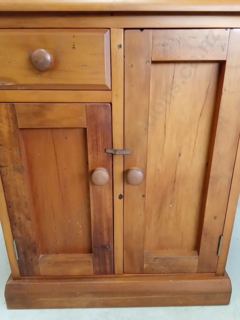 RUSTIC WOODEN STORAGE CABINET, H 80CM X W 65CM X D 40CM Image 1++