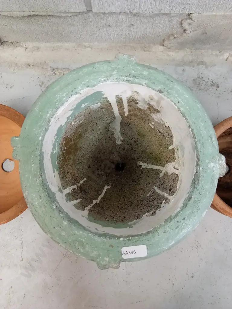 SET OF FOUR POTS, TALLEST IS 26CM Image 1++