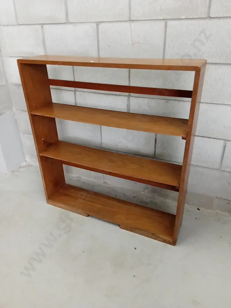 VINTAGE OPEN-TIER WOODEN BOOKSHELF, H 95CM X W 90CM X D 20CM Image 1++