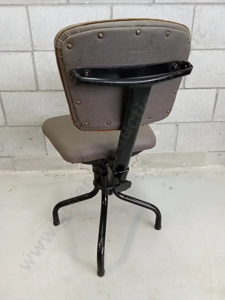 VINTAGE SWIVEL DESK CHAIR, 83CM TALL Image 1++