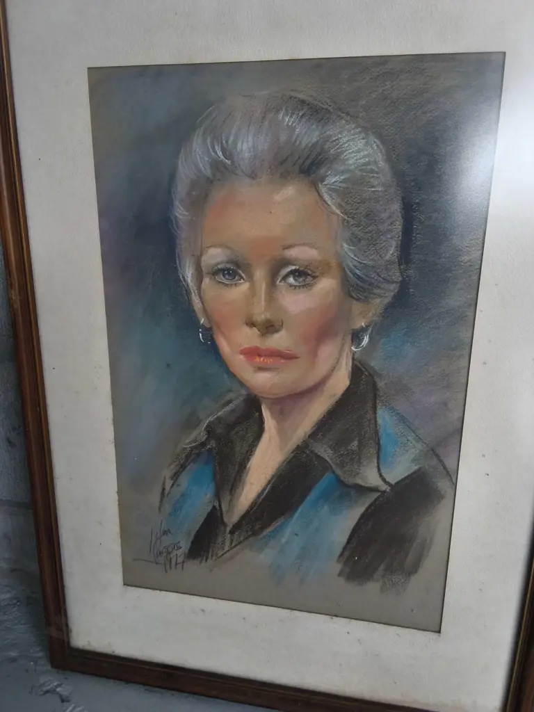 PAIR OF VINTAGE FRAMED ORIGINAL PASTEL PORTRAITS, JOHN PARSONS 1977, H 66 CM X W 47 CM Image 1++