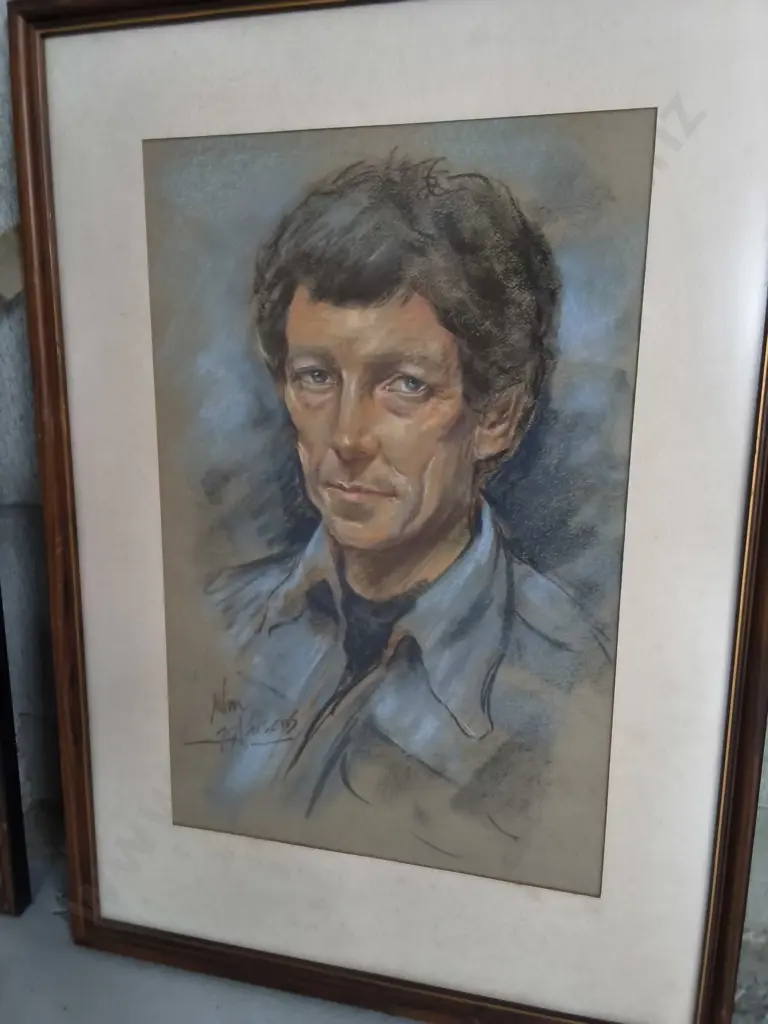 PAIR OF VINTAGE FRAMED ORIGINAL PASTEL PORTRAITS, JOHN PARSONS 1977, H 66 CM X W 47 CM Image 1++
