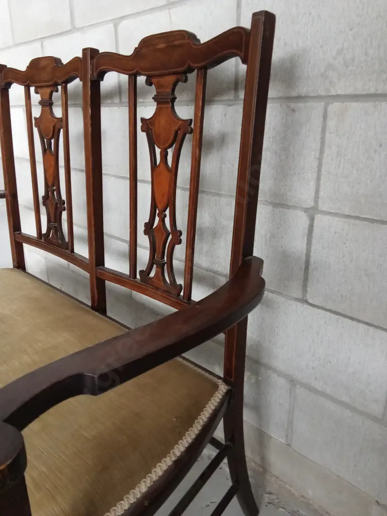 VINTAGE CHIPPENDALE STYLE MAHOGANY TWO-SEATER BENCH SETTEE, H 102CM X W 115CM X 55CM Image 1++