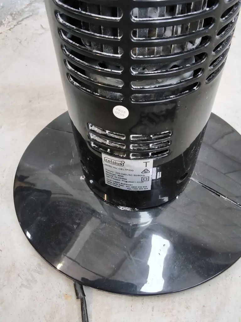 CELSIUS STANDING TOWER FAN, WORKING Image 1++