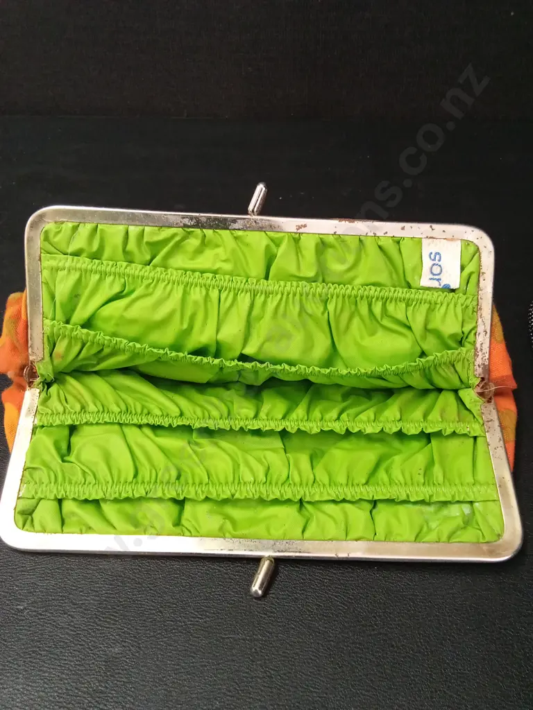 2 PURSES FROM THE 60'S LONGEST L21CM Image 1++
