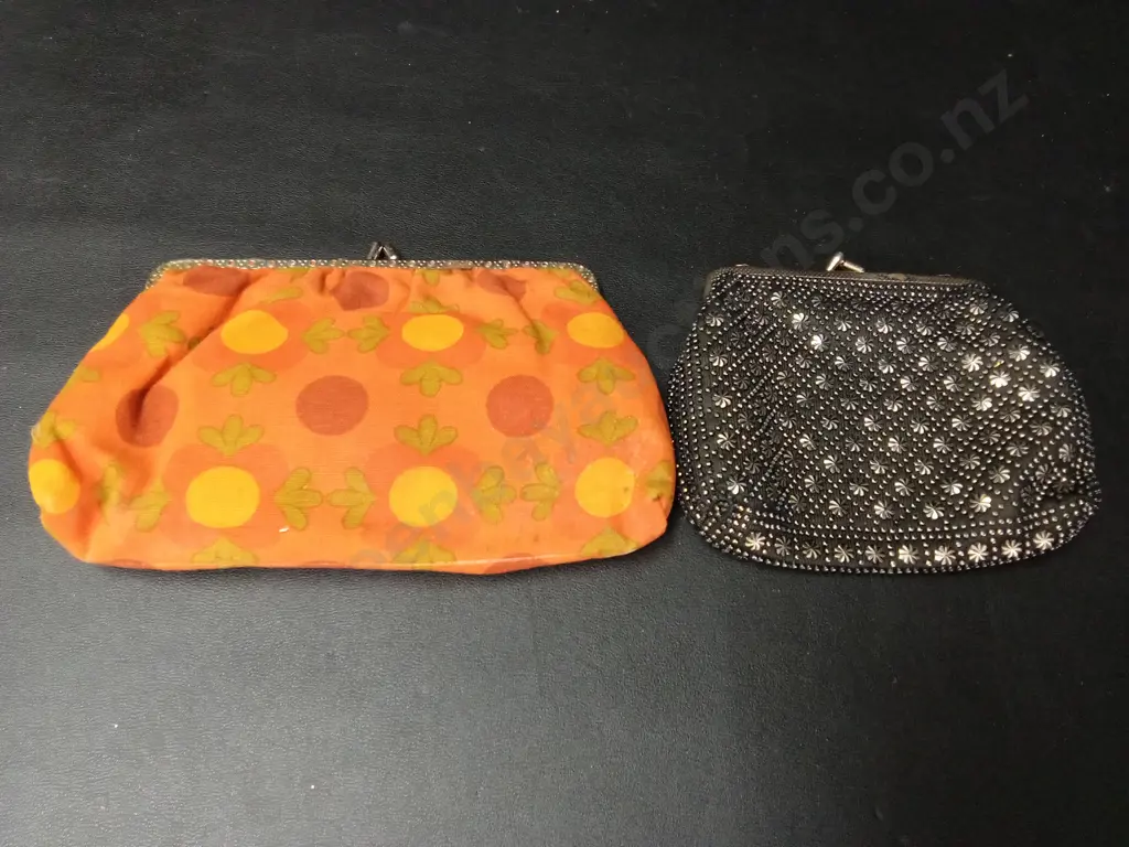 2 PURSES FROM THE 60'S LONGEST L21CM Image 1++