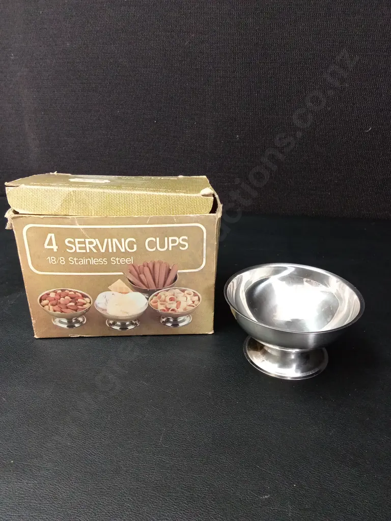 4 VINTAGE 18/8 STAINLESS STEEL SERVING CUPS Image 1++