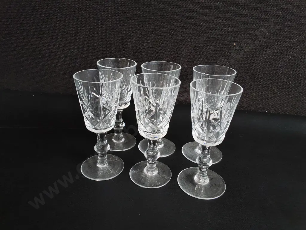 SET OF 6 VINTAGE CUT GLASS STEMMED CORDIAL GLASSES, H 12 CM Image 1++