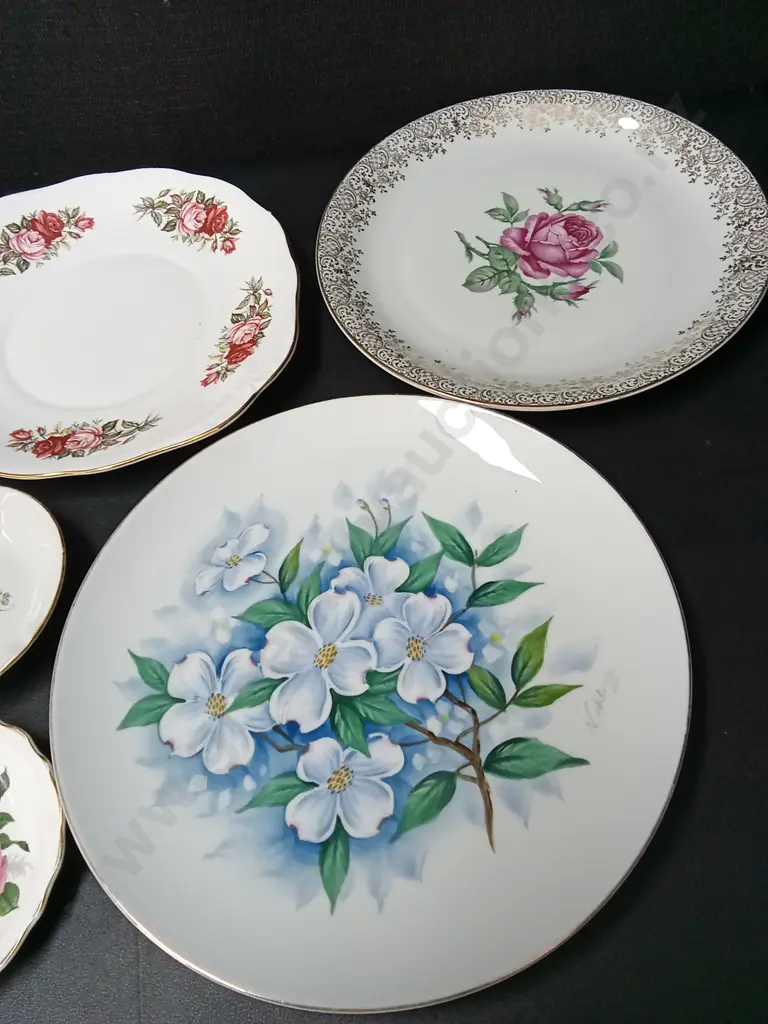 5 VINTAGE DISHES LARGEST DIA 27CM Image 1++