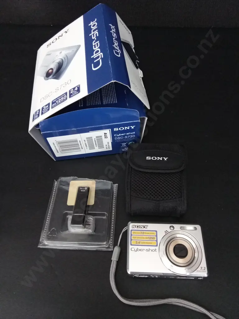 SONY CYBER-SHOT DSC-S730 DIGITAL CAMERA IN BOX Image 1++
