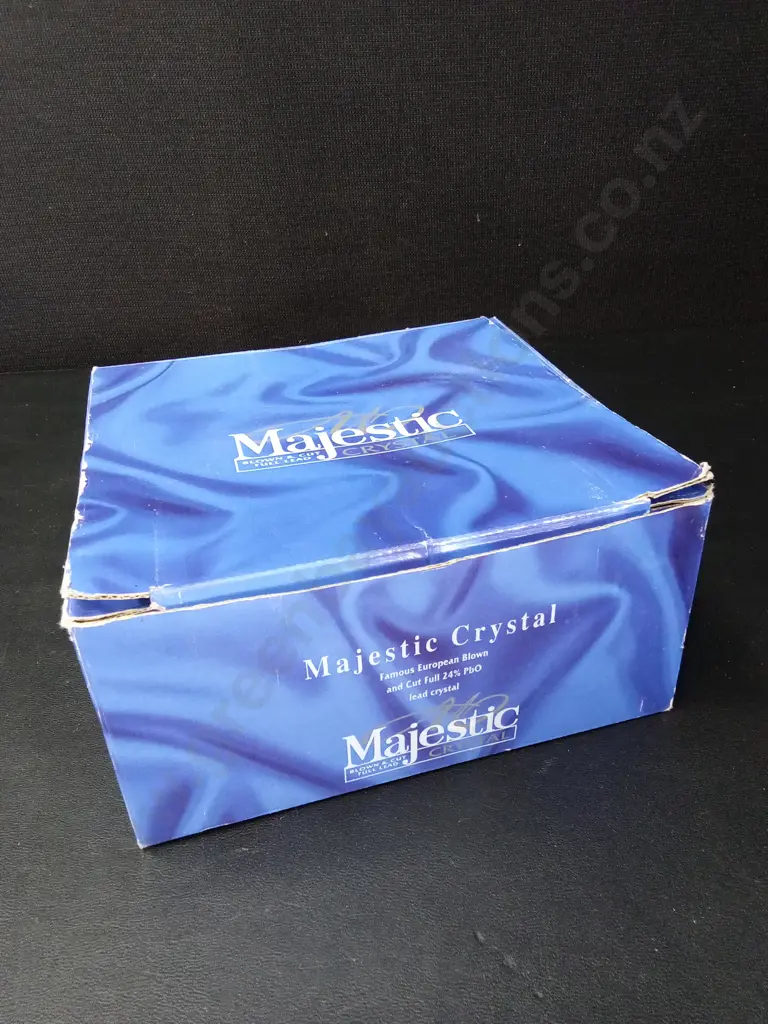 MAJESTIC CRYSTAL FAMOUS EUROPEAN BLOWN AND CUT FULL 24% PBO LEAD CRYSTAL D21.5CM Image 1++
