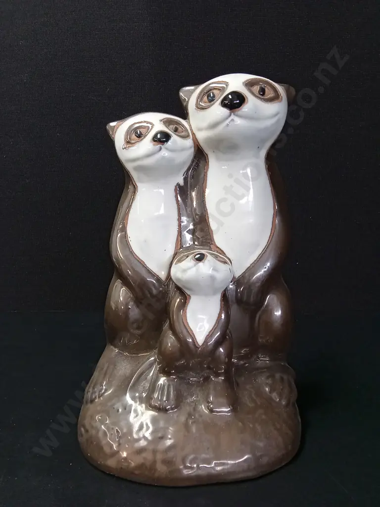 GLOSSY CERAMIC MEERKAT FAMILY FIGURINE H31CM Image 1++